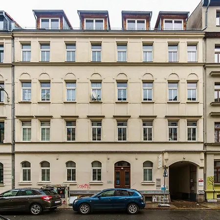 Apartman Cosy Calm Room 10 Minutes To Hbf Lipcse